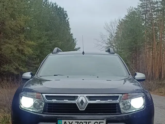 Renault Duster - фото 1