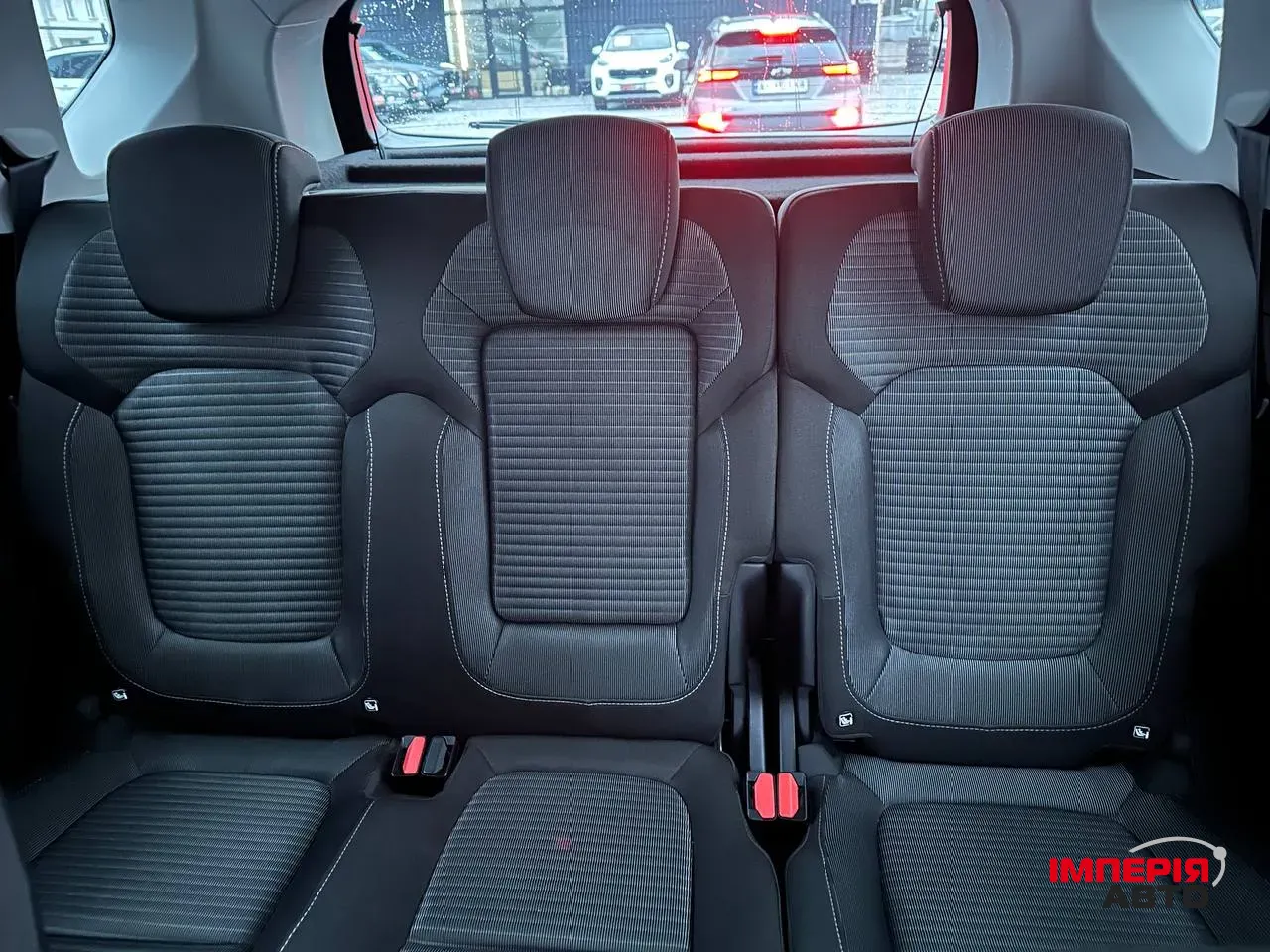 Renault Megane - фото 10