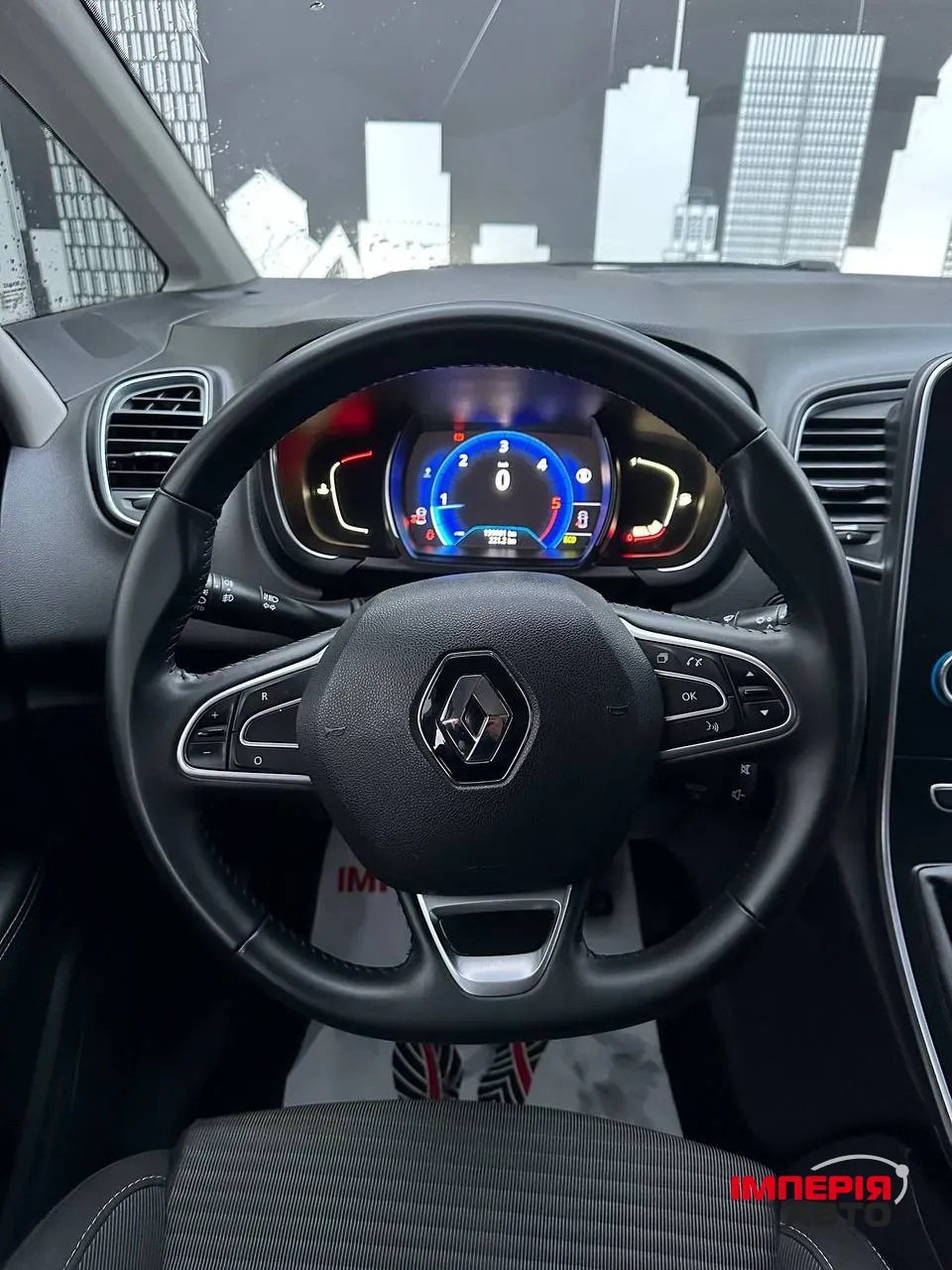 Renault Megane - фото 8