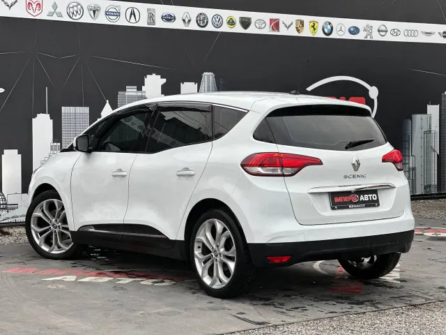 Renault Megane - фото 5