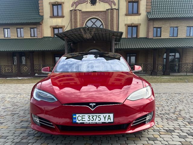 Tesla Model S - фото 3