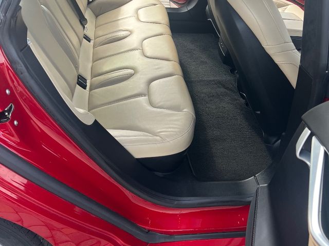 Tesla Model S - фото 4