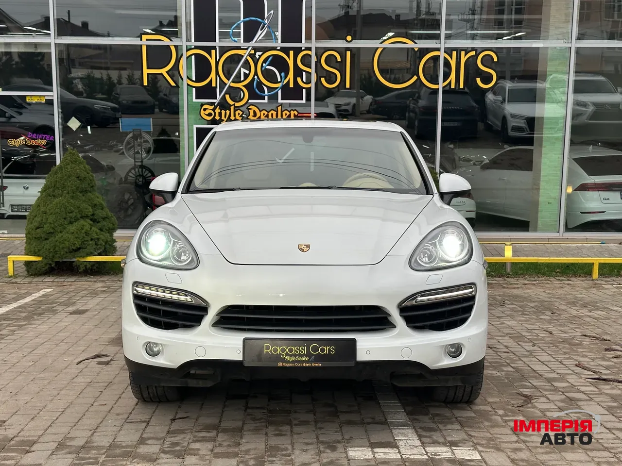 Porsche Cayenne - фото 2