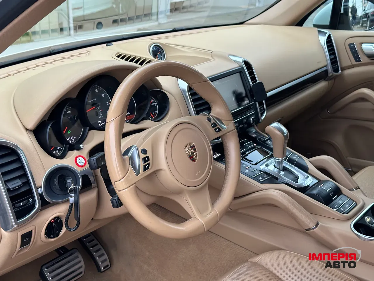 Porsche Cayenne - фото 19