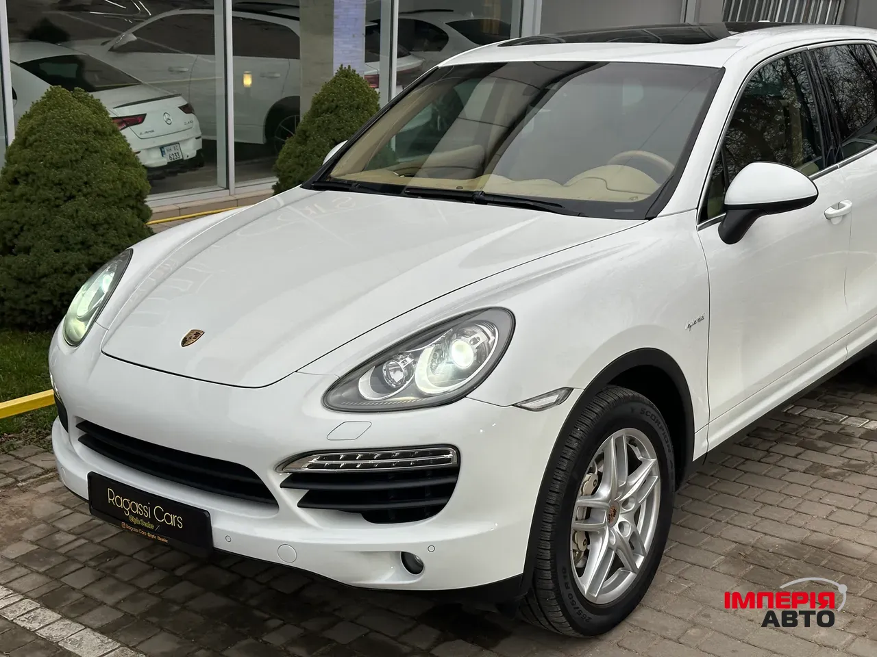 Porsche Cayenne - фото 6