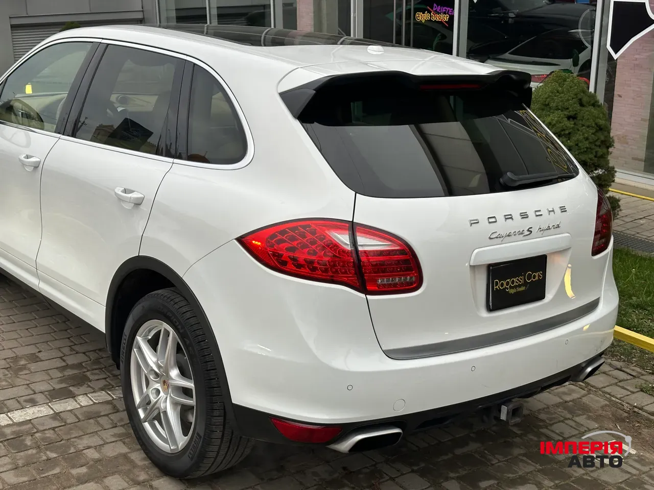 Porsche Cayenne - фото 7