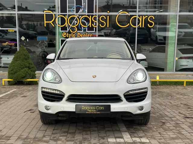 Porsche Cayenne - фото 2