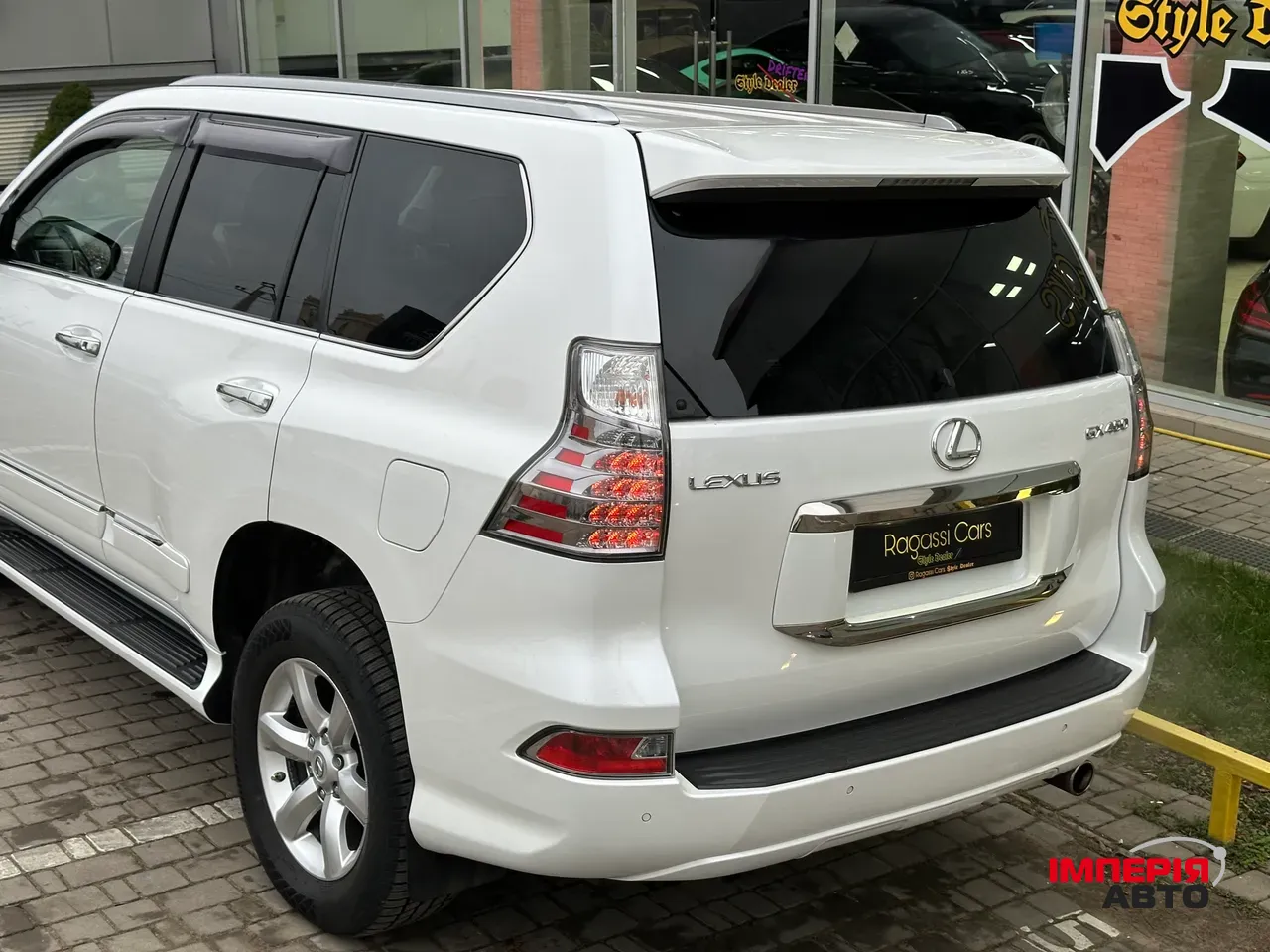 Lexus GX - фото 7
