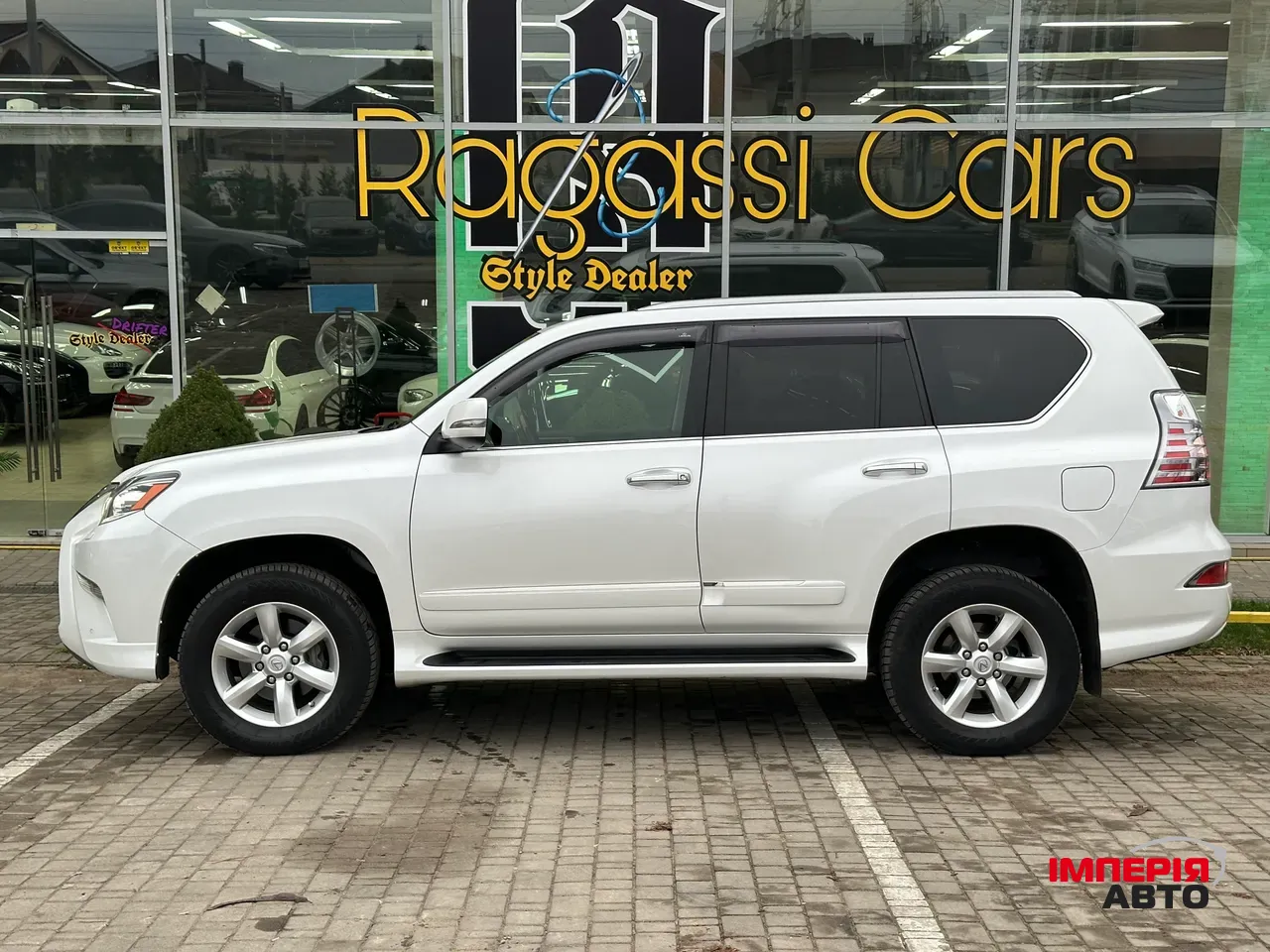 Lexus GX - фото 4