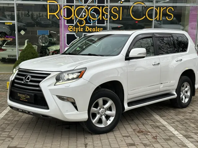 Lexus GX - фото 1