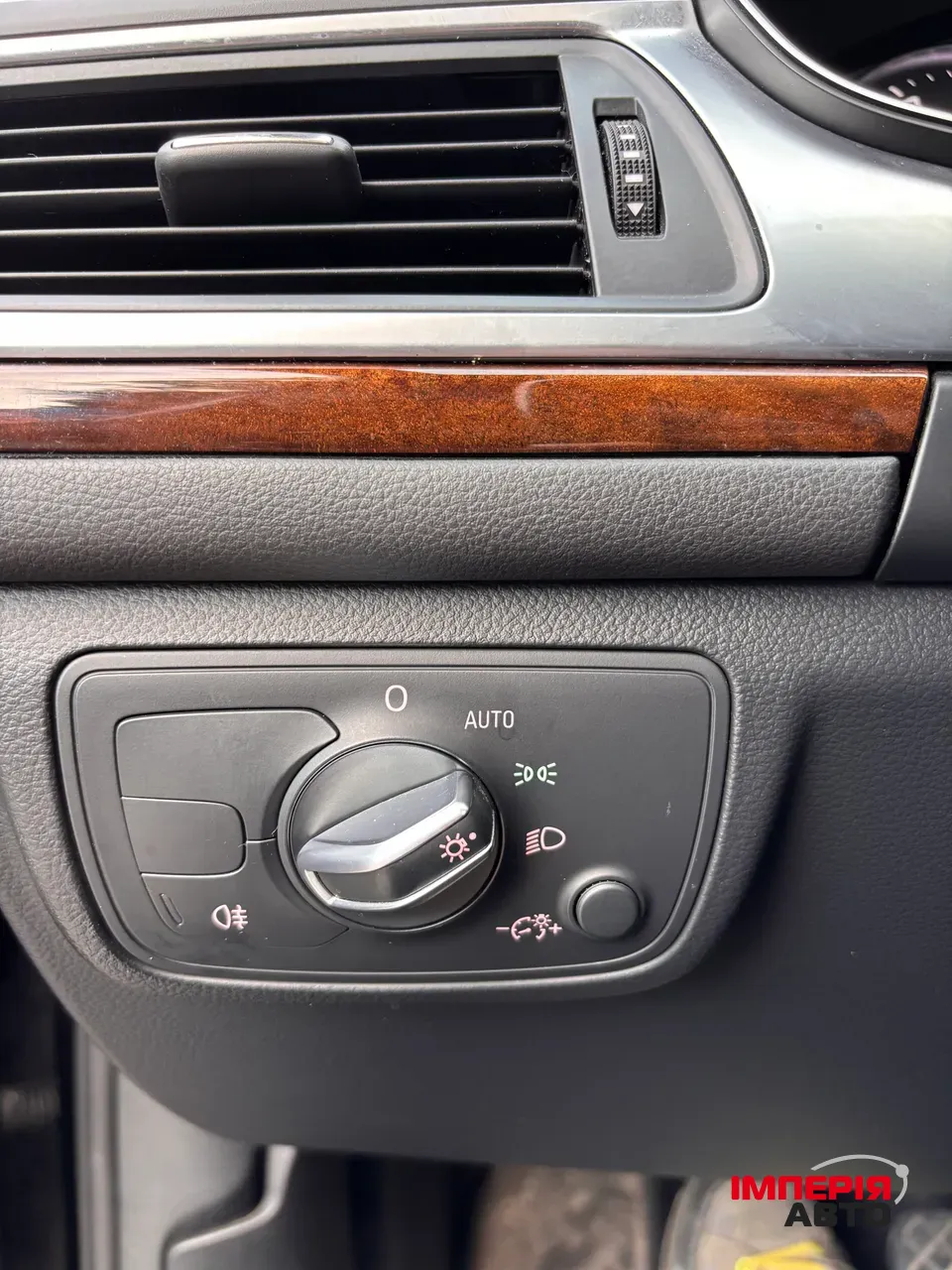 Audi A6 - фото 28