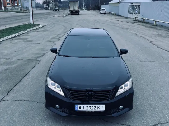 Toyota Camry - фото 5