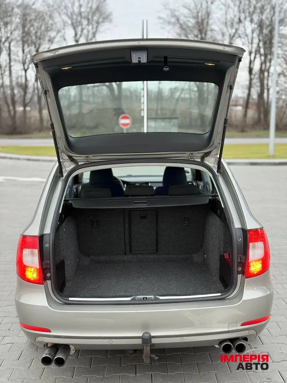 Skoda Superb - фото 11