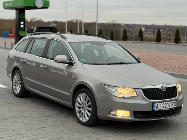 Skoda Superb - фото 3