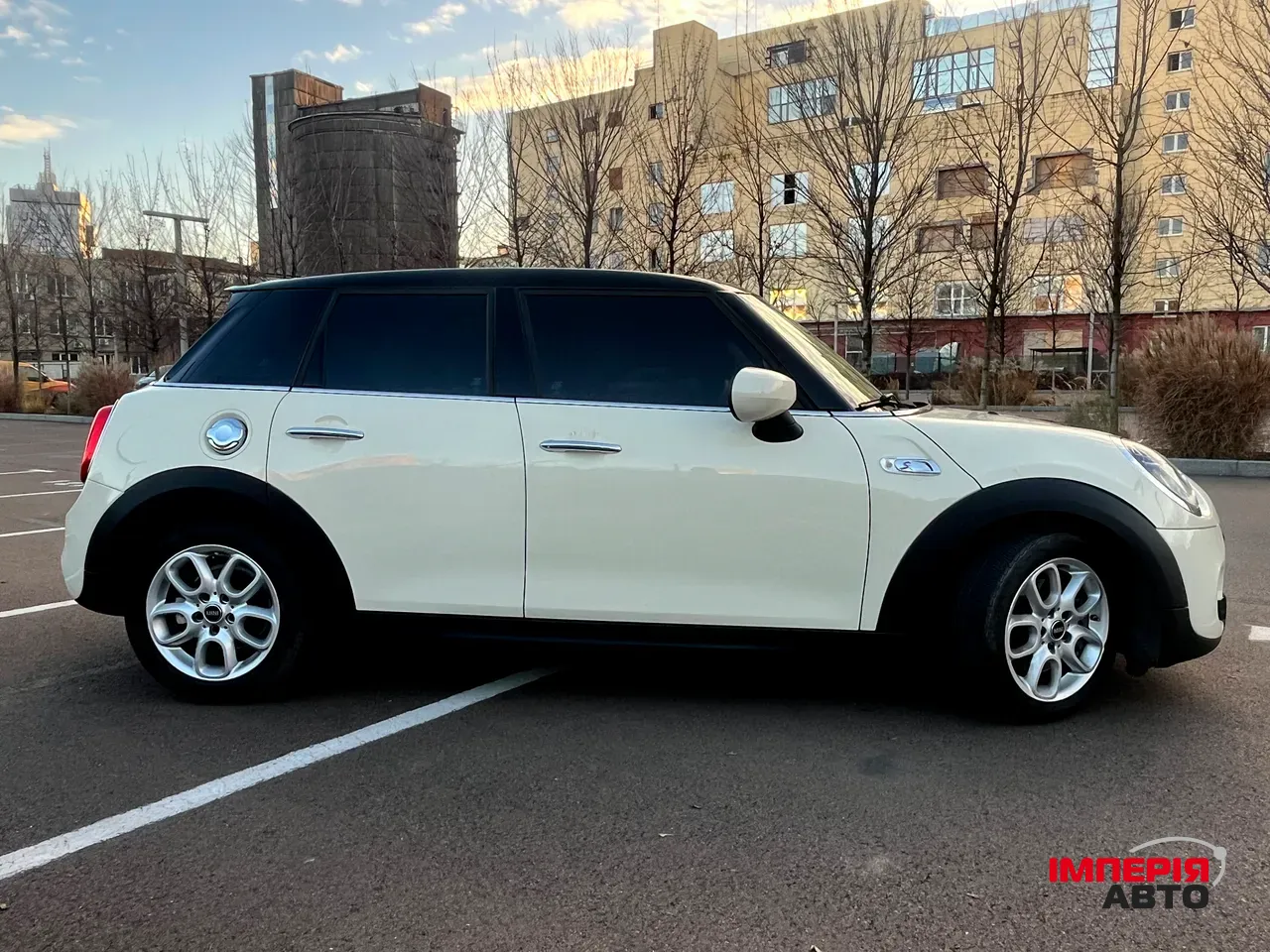 Mini Hatch - фото 8