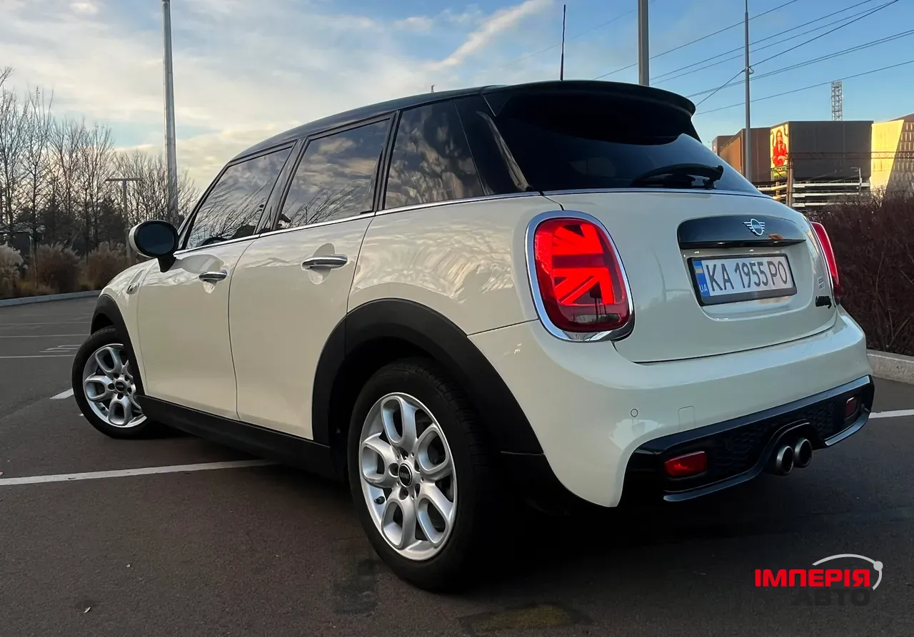 Mini Hatch - фото 5