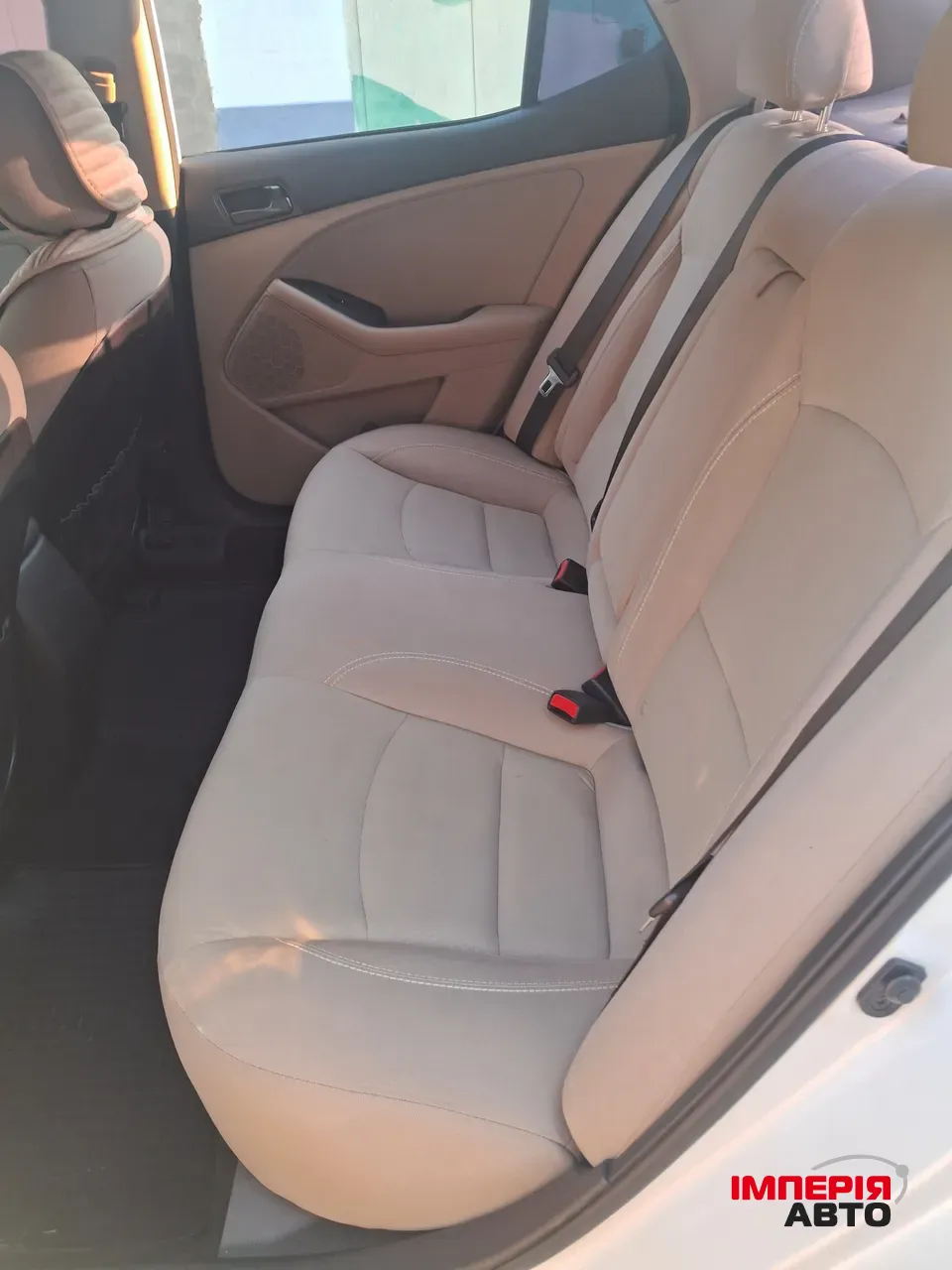 Kia Optima - фото 4