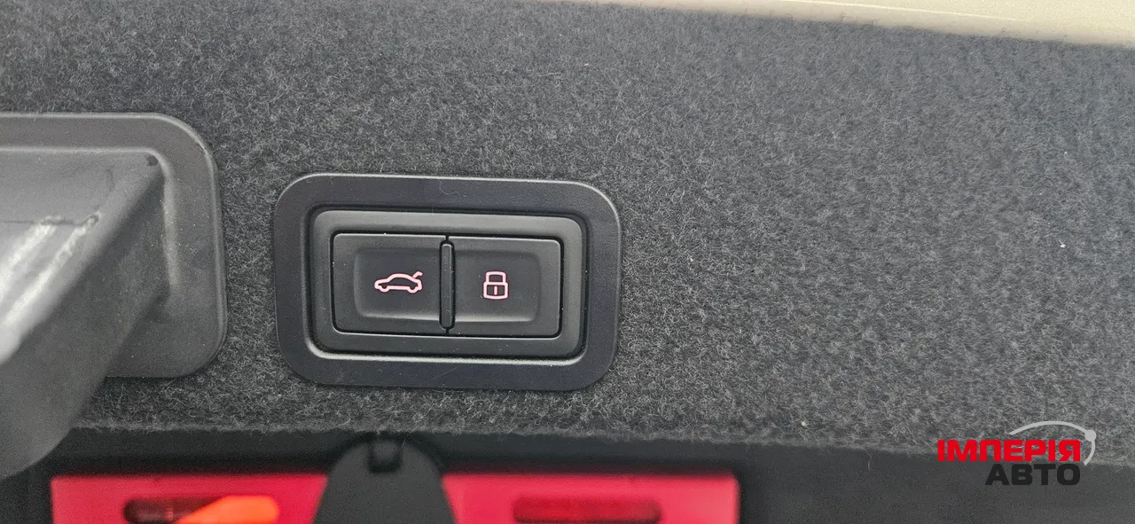 Audi A6 - фото 8