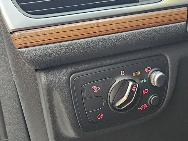 Audi A6 - фото 2