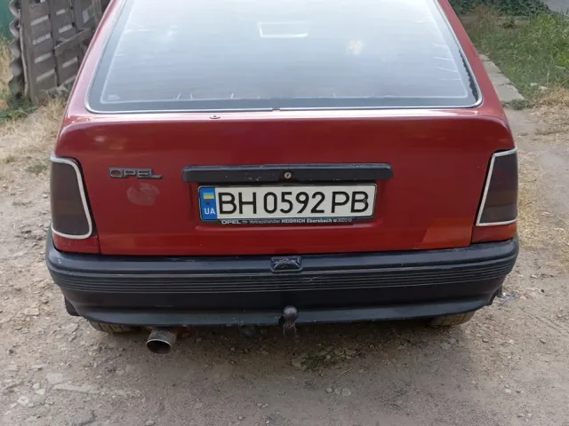 Opel Kadett - фото 3