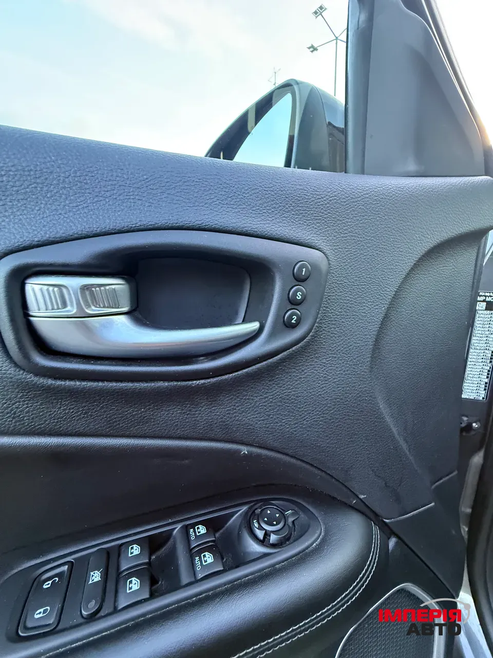 Jeep Compass - фото 15