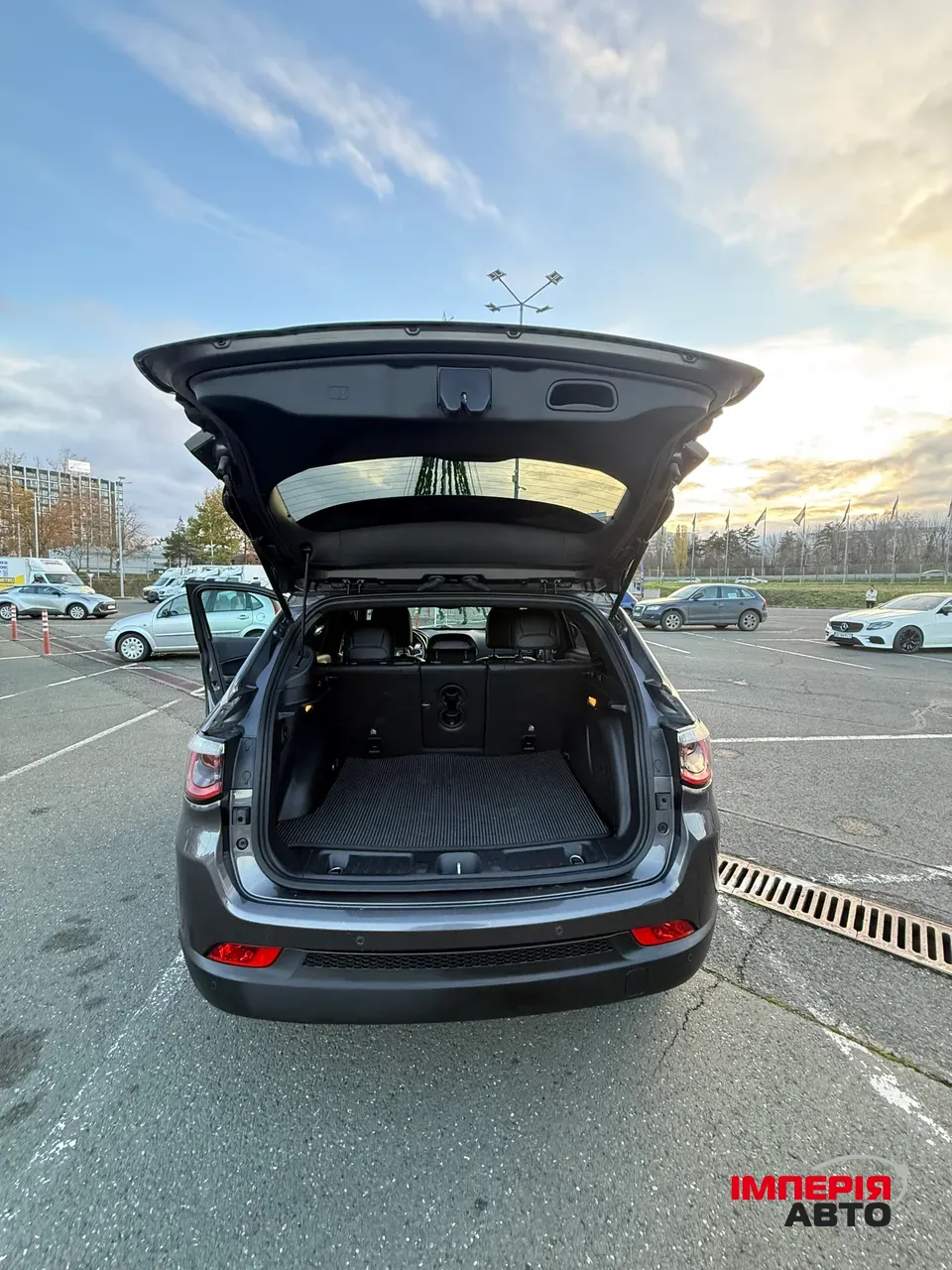 Jeep Compass - фото 17