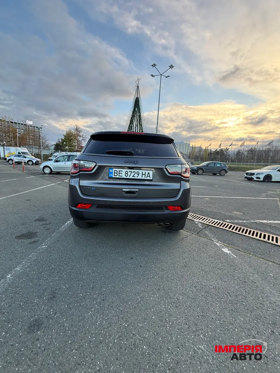 Jeep Compass - фото 5