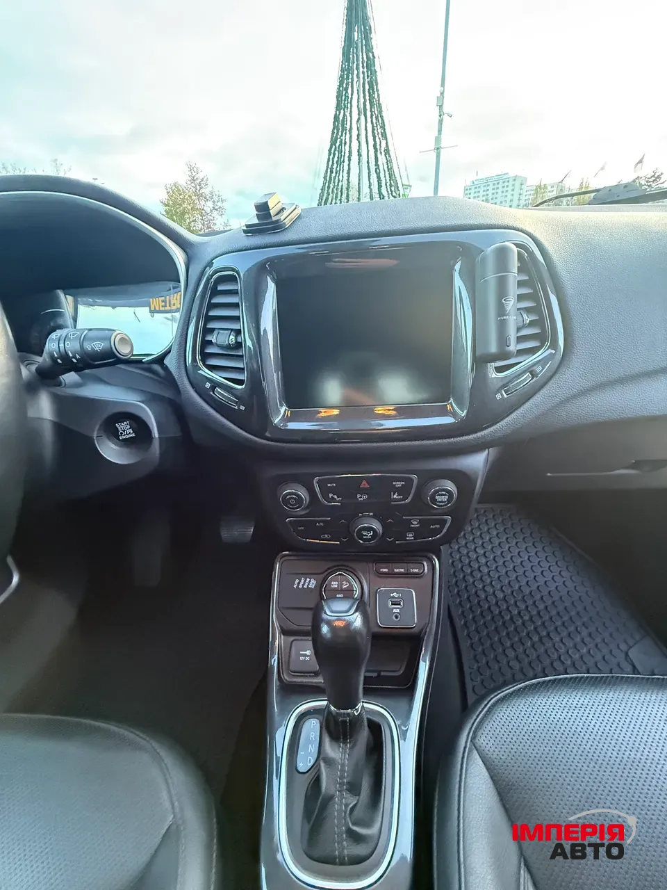 Jeep Compass - фото 9