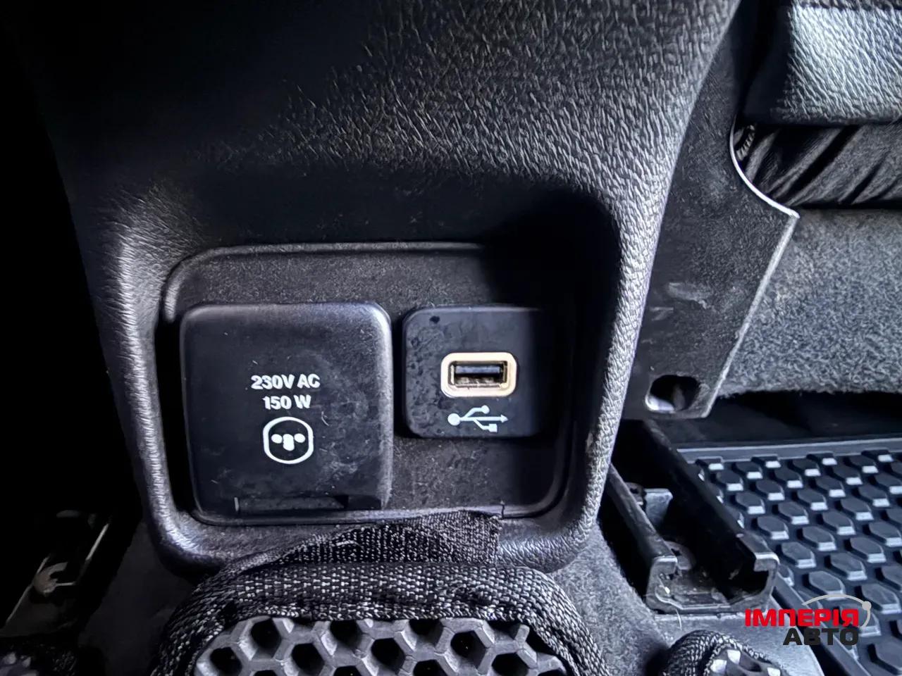 Jeep Compass - фото 11