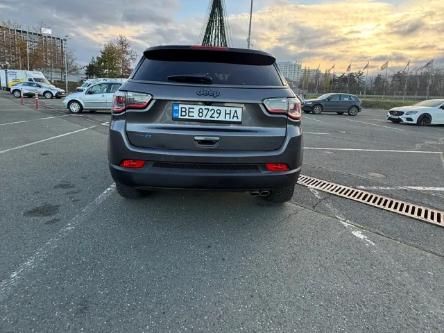 Jeep Compass - фото 5