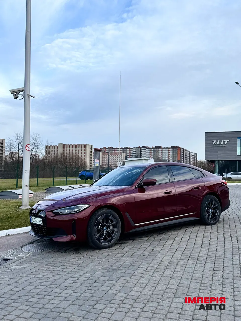 BMW i4 - фото 5
