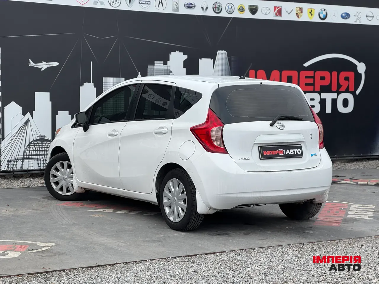 Nissan Versa Note - фото 5
