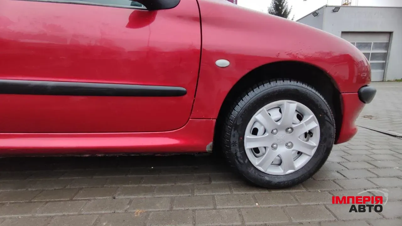 Peugeot 206 - фото 7