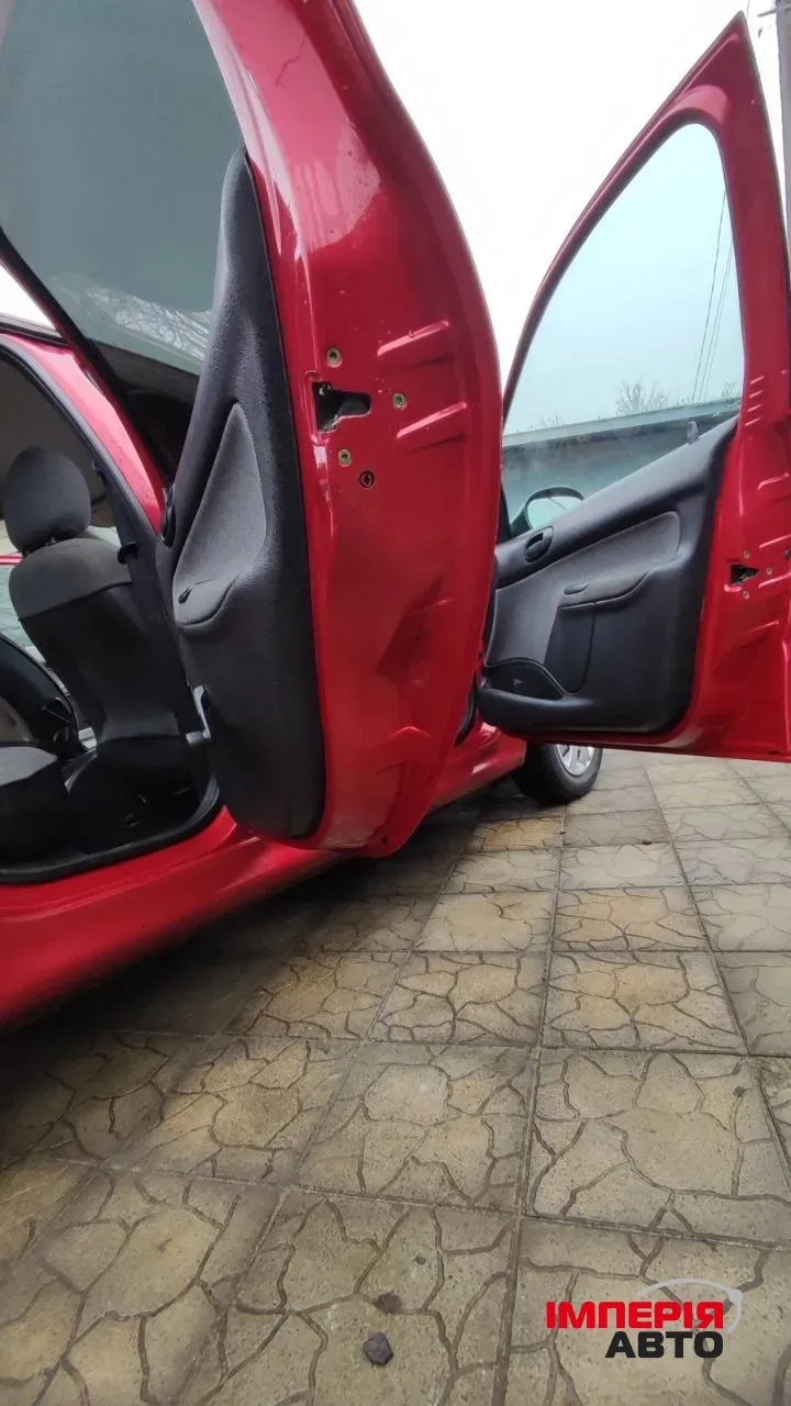 Peugeot 206 - фото 19