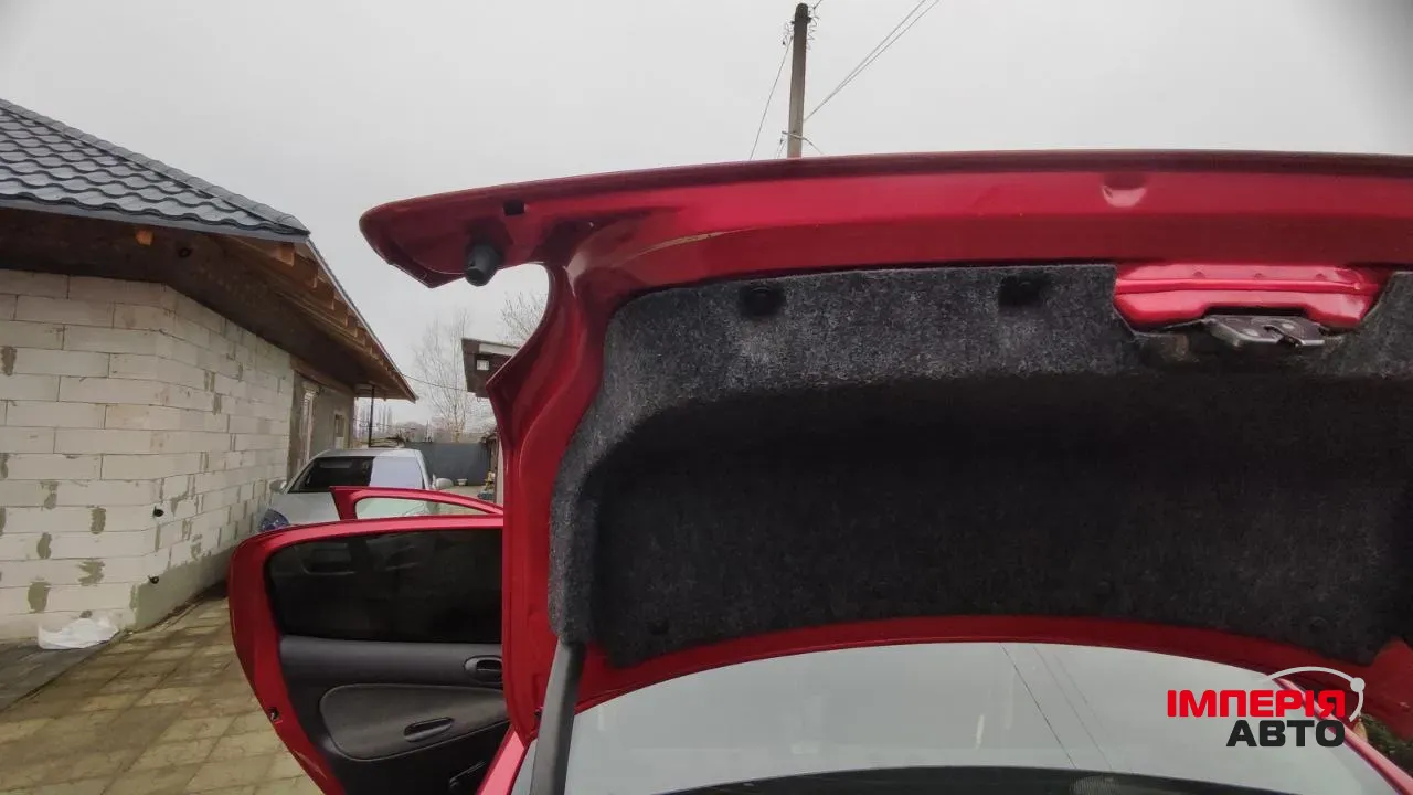 Peugeot 206 - фото 32