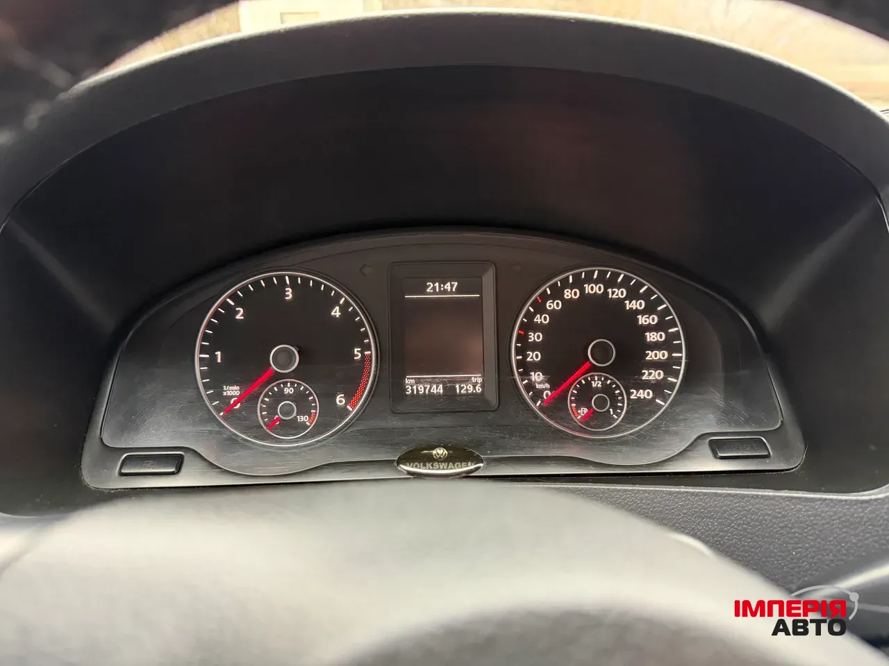 Volkswagen Caravelle - фото 27