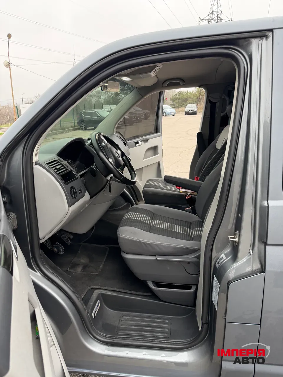 Volkswagen Caravelle - фото 20