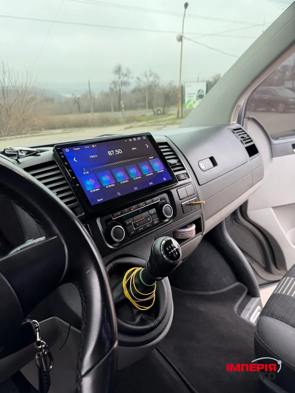 Volkswagen Caravelle - фото 19