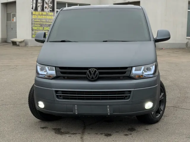 Volkswagen Caravelle - фото 2