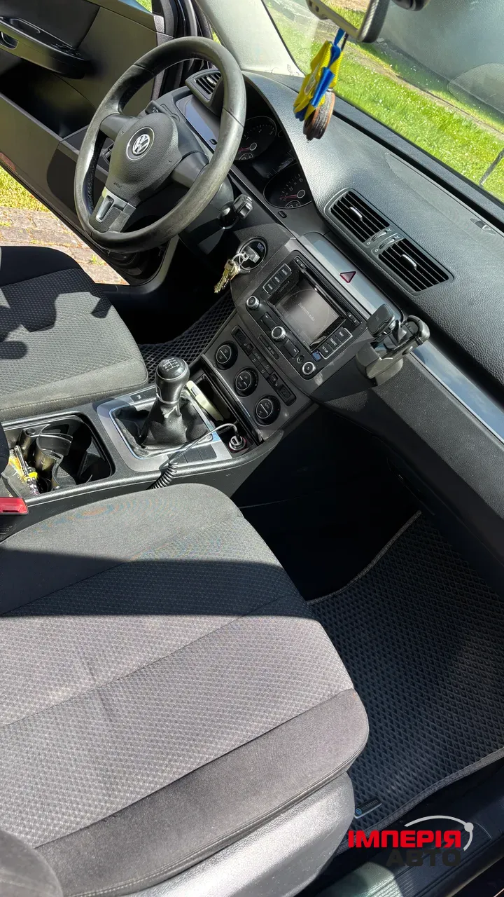 Volkswagen Passat - фото 14