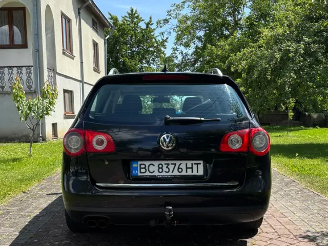 Volkswagen Passat - фото 4