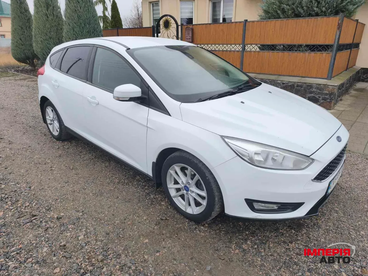 Ford Focus - фото 1