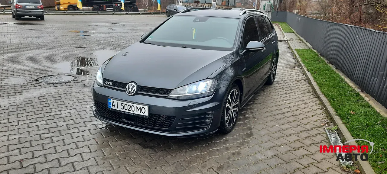 Volkswagen Golf - фото 5