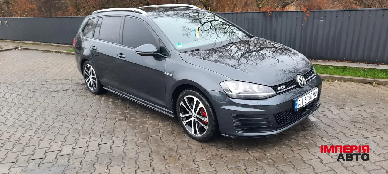 Volkswagen Golf - фото 1