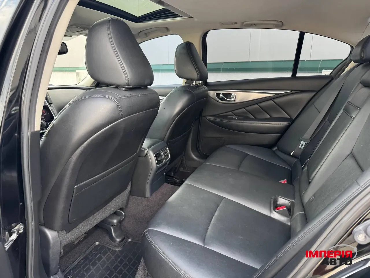 Infiniti Q50 - фото 9