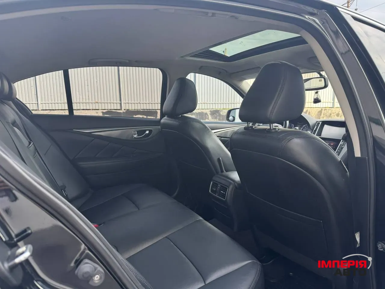 Infiniti Q50 - фото 13