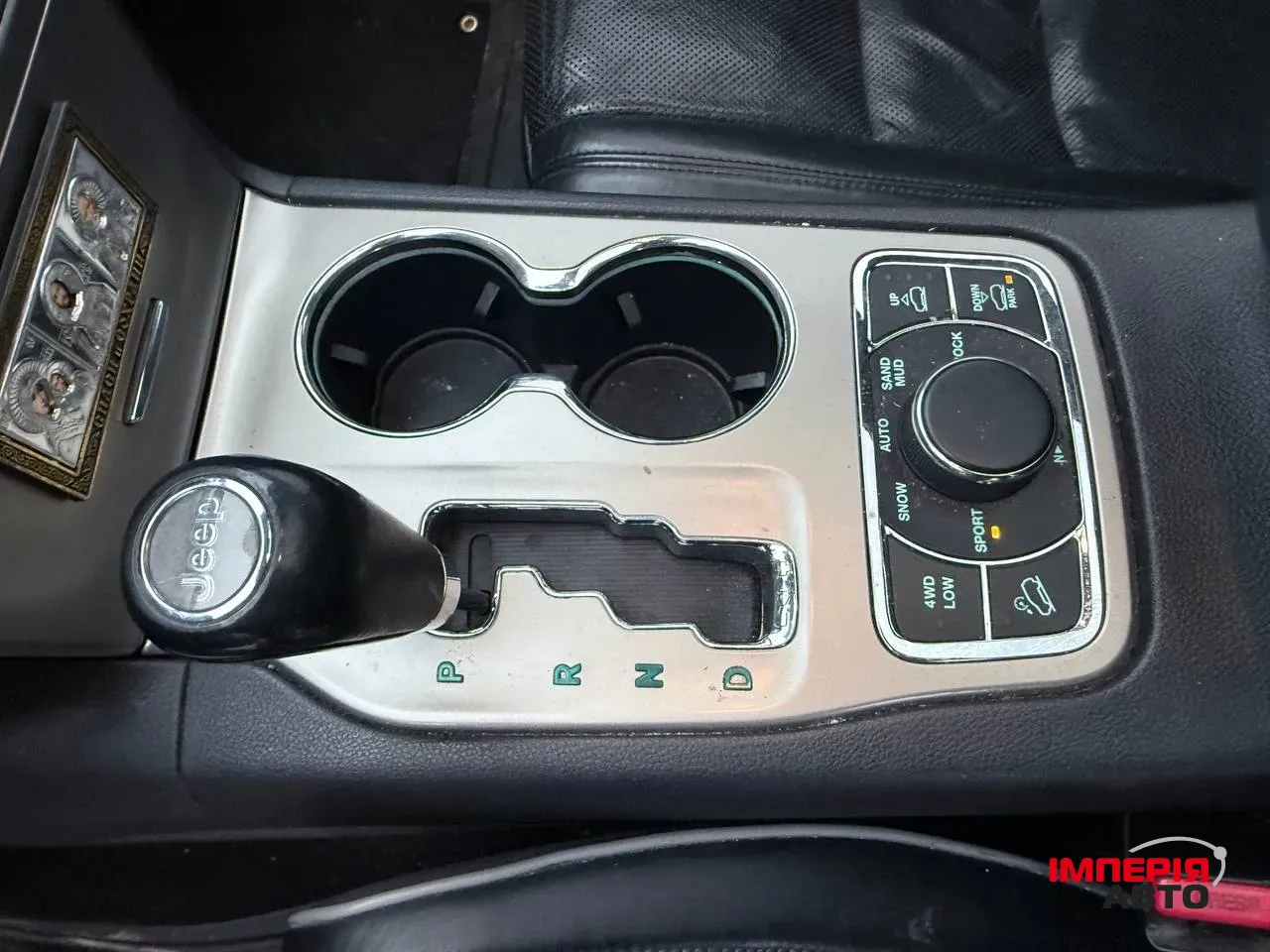 Jeep Grand Cherokee - фото 12