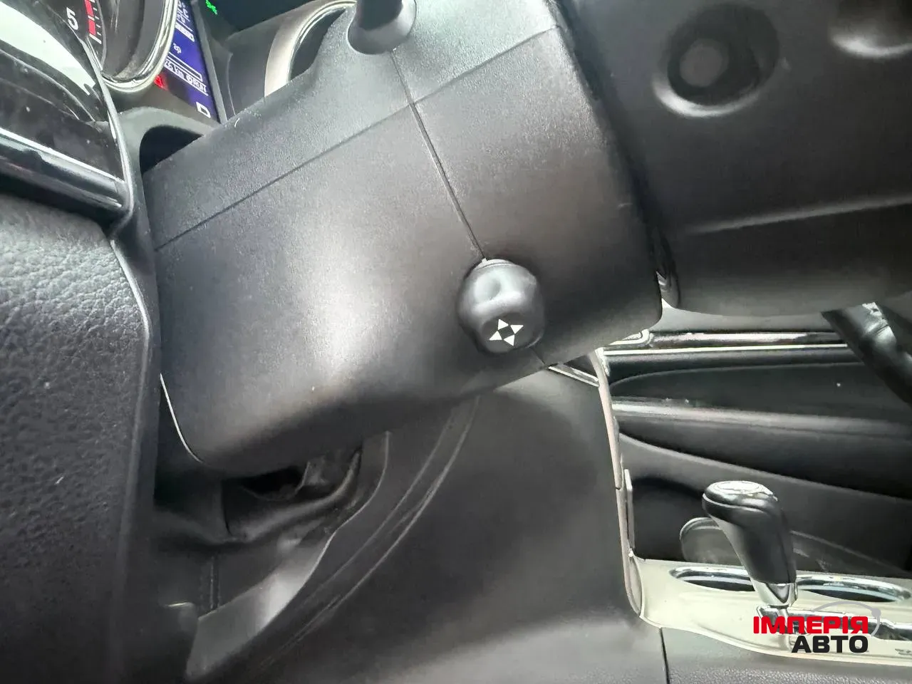 Jeep Grand Cherokee - фото 13