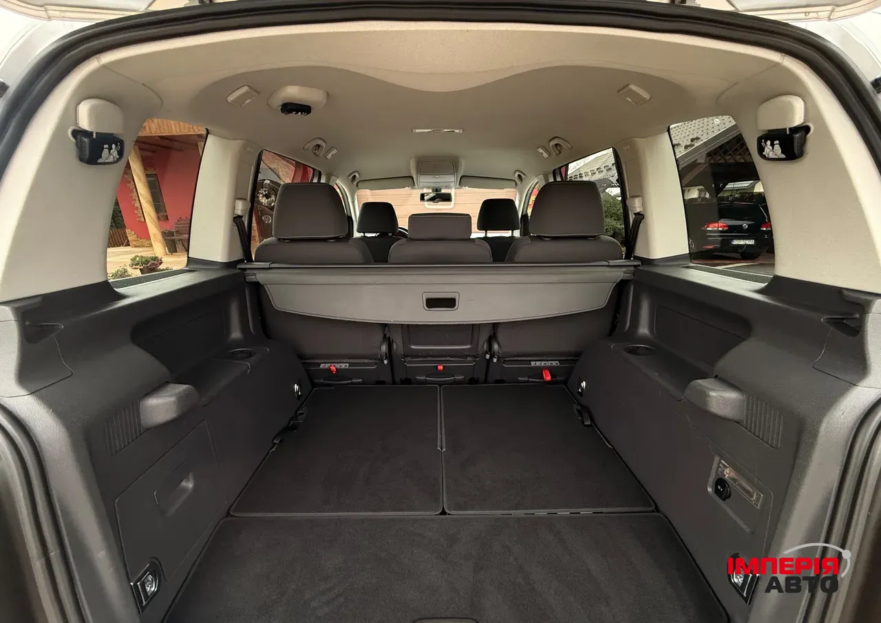 Volkswagen Touran - фото 11
