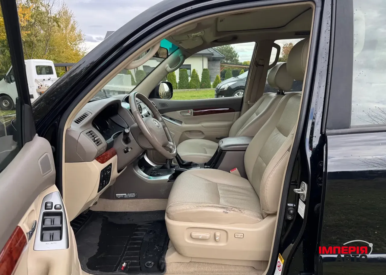 Toyota Land Cruiser Prado - фото 9